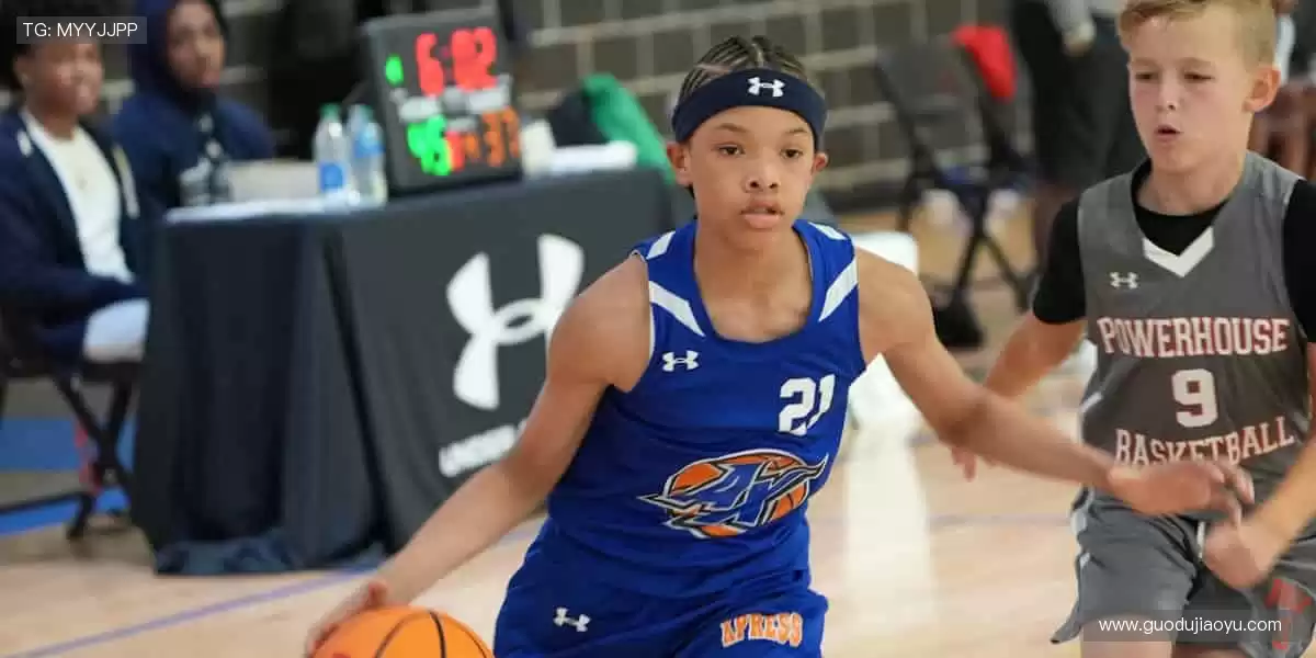 锁定屏幕,见证每一秒的心跳!📺 实时直播,与千万球迷同频共振!